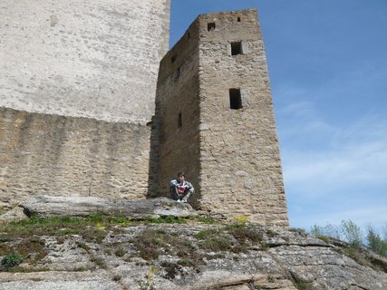 FOTKA - V lesch u hradu Landtejn naleznete vojensk bunkry