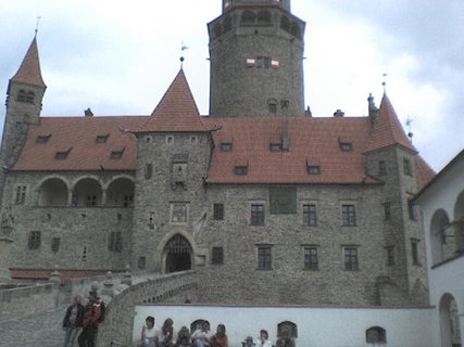 FOTKA - Bouzov v malebn krajin poslednch vbk Drahansk vrchoviny