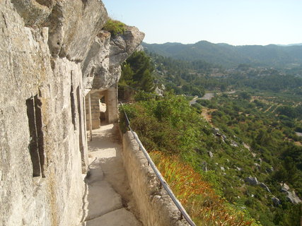 FOTKA - Stpky z Provence - msto a hrad Les Baux-de-Provence