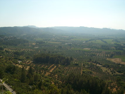 FOTKA - Stpky z Provence - msto a hrad Les Baux-de-Provence