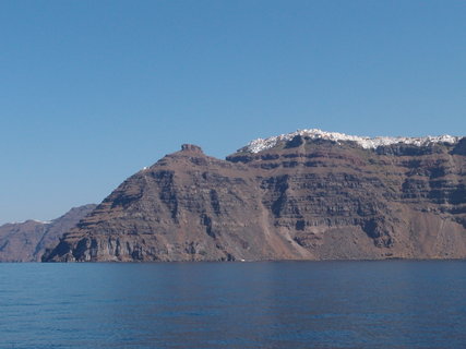 FOTKA - Santorini  ostrov blch kostel s modrmi stechami