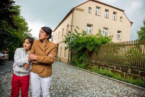 FOTKA - Hlavn hrdinov serilu Domeek z karet od esk televize