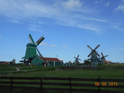 FOTKA - Zaanse Schans - muzeum pod irm nebem