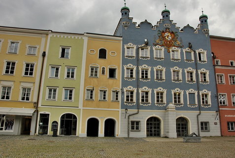 FOTKA - Oknko k sousedm: Burghausen