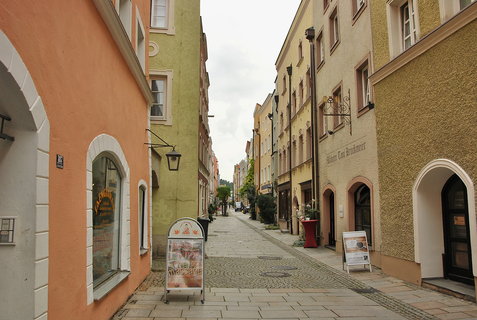 FOTKA - Oknko k sousedm: Burghausen