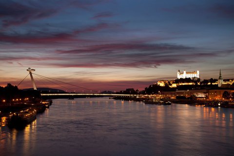 FOTKA - Cestovatelsk tip na vkend - Bratislava, msto tisce poitk