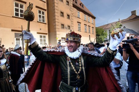 FOTKA - Cestovatelsk tip na vkend - Bratislava, msto tisce poitk