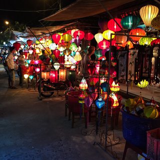 FOTKA - KAMU ve Vietnamu - Msto lampion