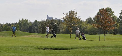 FOTKA - Vtek golfovho turnaje pome pacientm sporuchou srlivosti krve