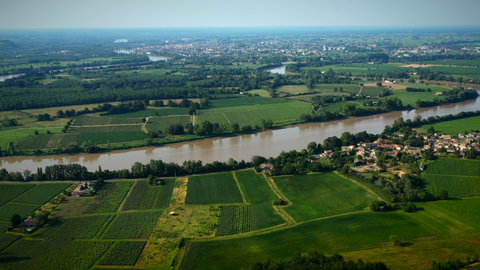 FOTKA - Milovnci vna: Bordeaux  Cuve