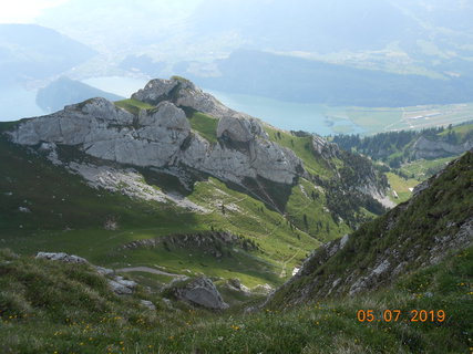 FOTKA - Zlat okrun cesta