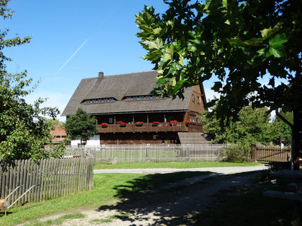 FOTKA - Vzhru do skanzenu a na rozhlednu