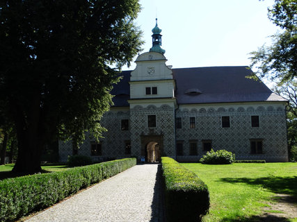 FOTKA - Zmek, muzeum i zvtka - to ve jsou Doudleby nad Orlic