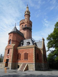 FOTKA - Prochzka s vhledy na Karlovy Vary