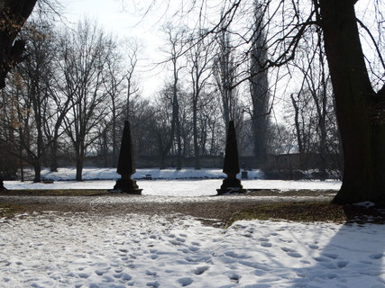 FOTKA - Ploskovice - zmek a park