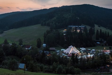 FOTKA - Przdniny ve Velkch Karlovicch opt zakon Tden kultury