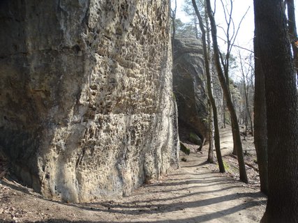 FOTKA - I tady jsme byli - krsa ukryt ve skalch