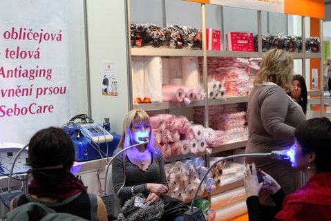 FOTKA - WORLD OF BEAUTY & SPA podzim 2012 opt v PVA Expo Praha  Letany